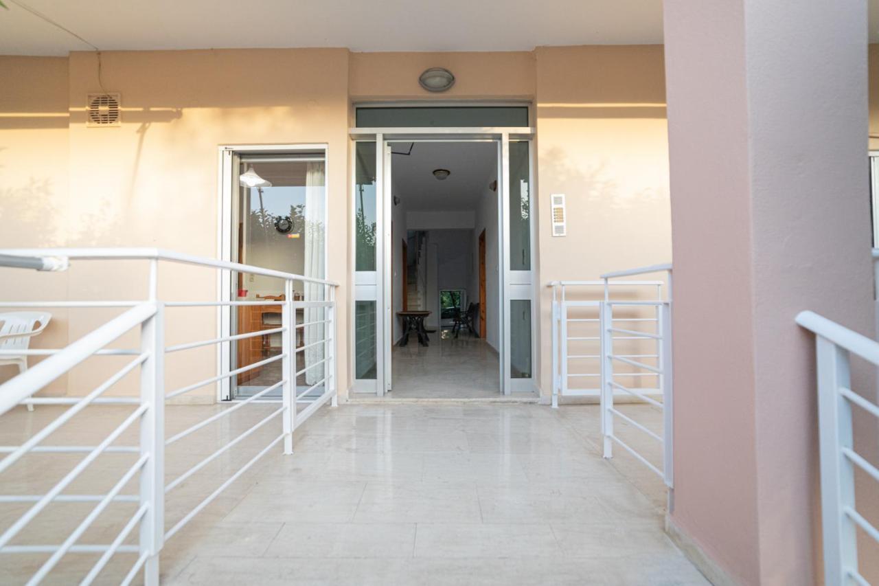 Olive Apartments Elaionas Eleonas Exterior photo